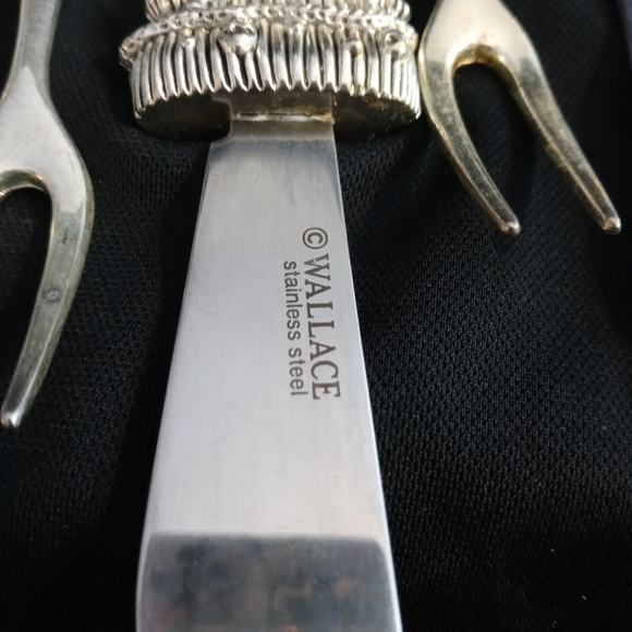 Christmas cheese spreaders& fork set by wallace - Picture 4 of 4